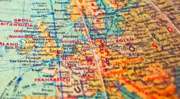 Stosunki międzynarodowe praca po studiach - jak zwiększyć szanse na zatrudnienie