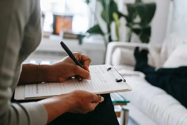 Praca dla psychologa po studiach: Jak znaleźć wymarzone zatrudnienie?